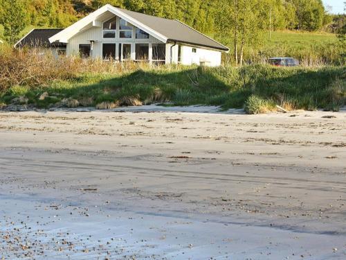 Holiday Home Sandmo