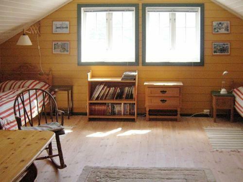 Four-bedroom Holiday Home In Follafoss