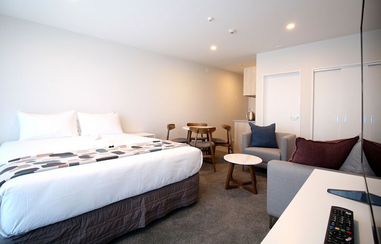 Fernz Motel & Apartments Birkenhead