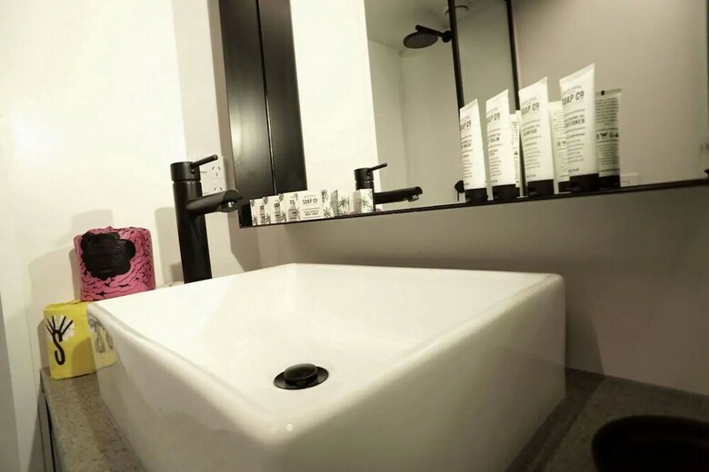Haka Hotel Suites - Auckland City