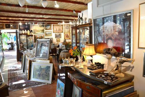 Hostal Wil - Art