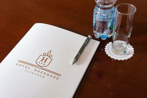 Hotel Rozdro?e Niebor�w