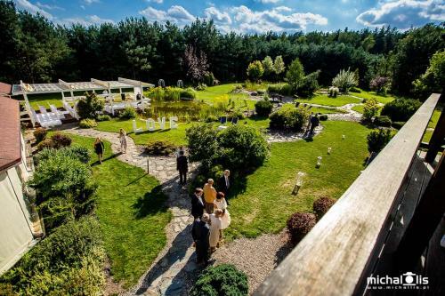 Hotel Rozdro?e Niebor�w