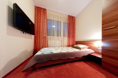 Hotel-24