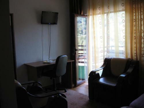 Hostal Pensiunea Pomi -oesti
