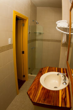 Hostal Hotel Caba�as La Travesia