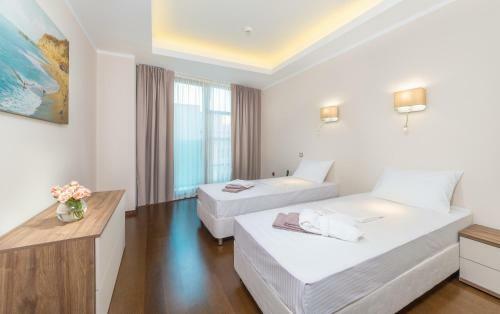 Golden Bay Premium Apart-hotel