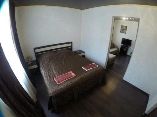Hostal Guest House Equator