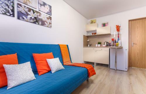 Apartamento Mnenasutki V Balashihe, Studio Cvetochnaya