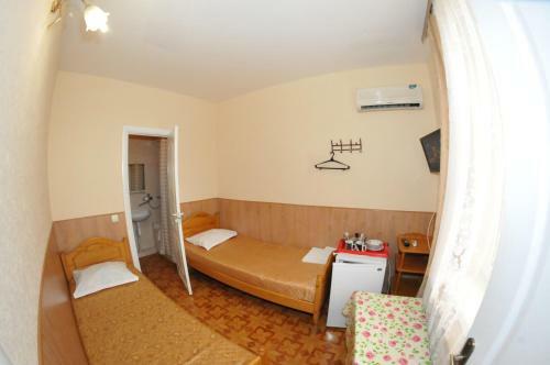 Hostal Guesthouse Domino