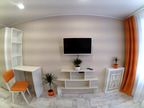 Cozy Apartment On ?hernyahovskogo 78