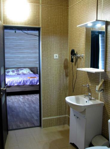 Hostal Medvezhiy Ugol Guest House