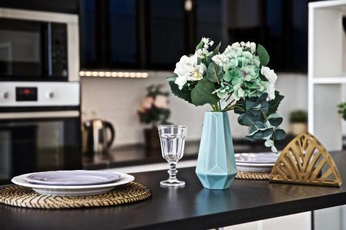 Apartment On Krasnaya 176 City Centre