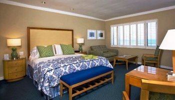 The Naples Beach Hotel & Golf Club