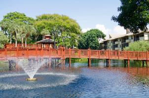 Hotel Park Shore Resort