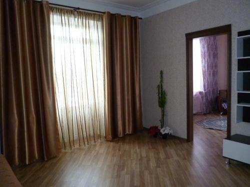 Two Bedroom Apartment Na Moskovskoy
