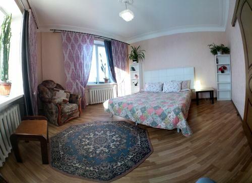 Two Bedroom Apartment Na Moskovskoy