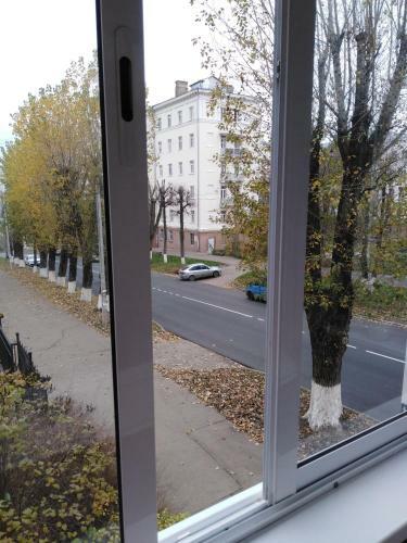 Apartment Near Lopatinsky Garden, Center