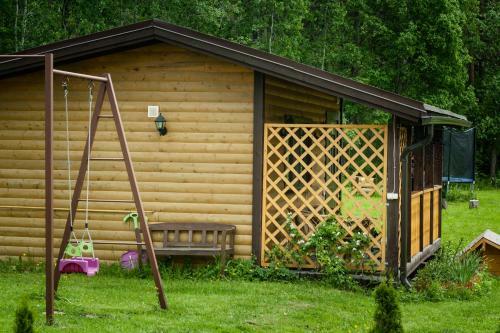 Hostal Holiday Home Tihotut