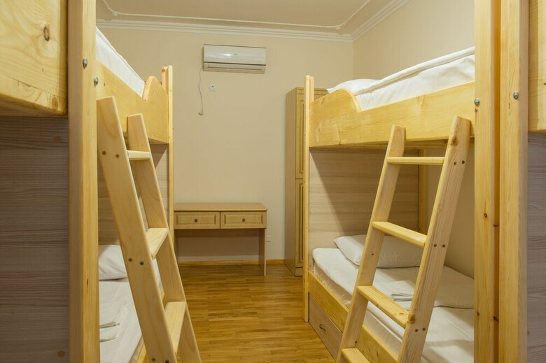 Albergue Hotel Teplo