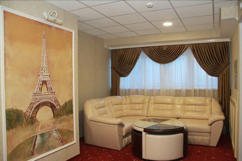Lazurny Bereg Hotel