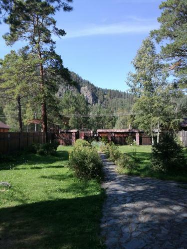 Hostal Guest House Kedrovoe Podvorie