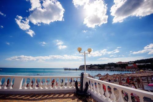 Hostal Zolotaya Loza Guest House