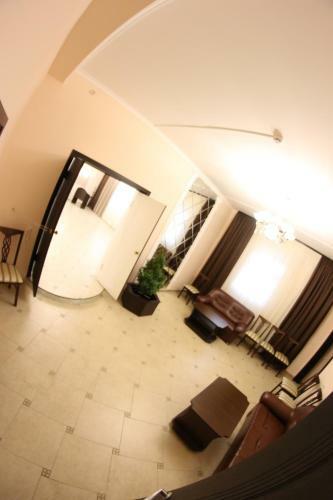 Hotel Gostinitsa Mir Na Karbysheva