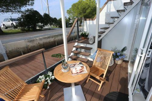 Floating Sea House Kahne Portoro?