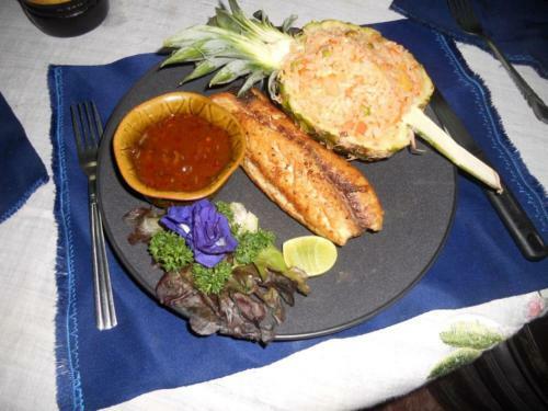 Hotel Bang Boet Bay Beach Resort