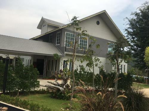 Hotel Sangchan Garden At Kaeng Krachan