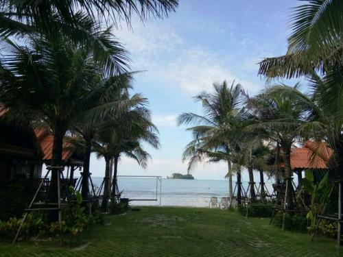 Hotel Ploenura Resort Laemsing
