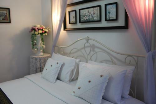 Hotel White Elephant Resort