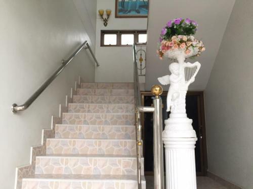Hotel White Elephant Resort