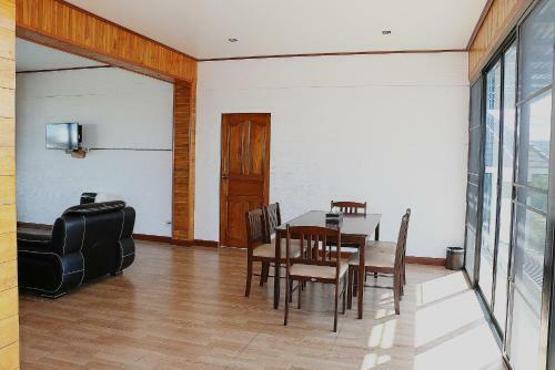Hotel Phumok Village Khoa Kho