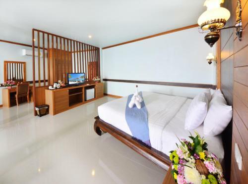 Hotel Haad Yao Bayview Resort & Spa