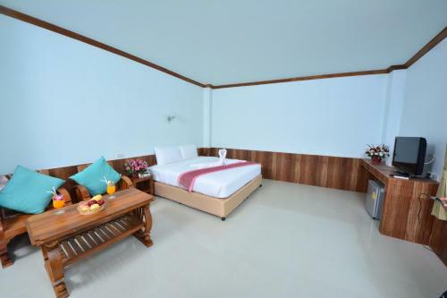 Hotel Haad Yao Bayview Resort & Spa