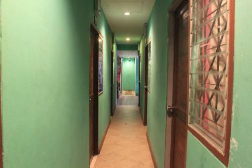 Hostal Baan Talay Guesthouse