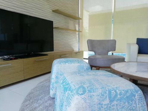 Luxury Villa Private Pool Beach In Movenpick Resort Pattaya