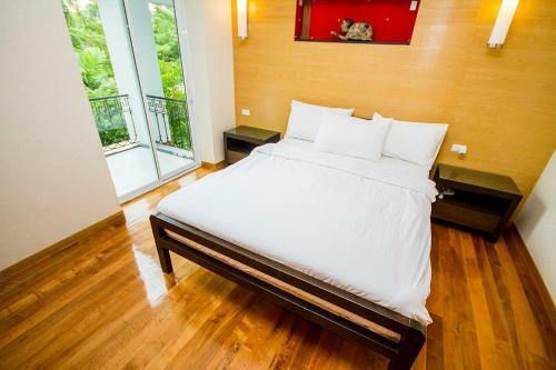 Tamnak Beach House