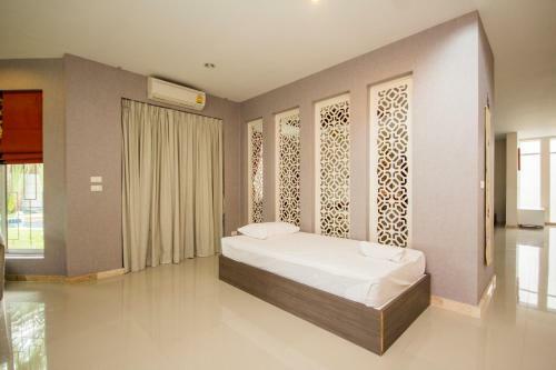 Tamnak Beach House