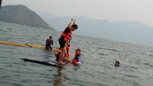 Phu Pan Floatel