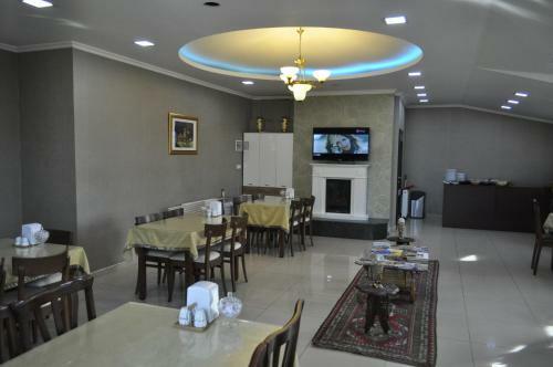 Hotel Kent Ani