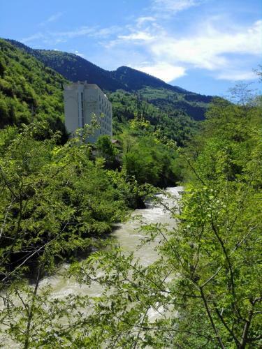 Jolnar Garden Hotel