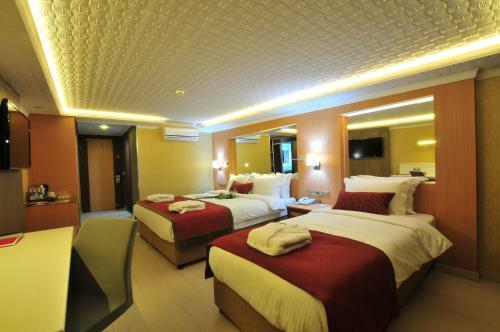 Hotel Ramada Usak