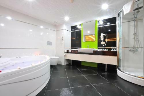 Hotel Ramada Usak