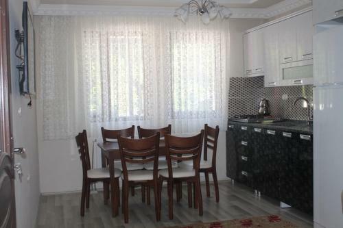 Apartamento Kurtar Suites-1