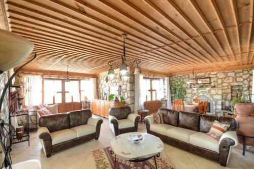 Korunakl? Villa Ceylin