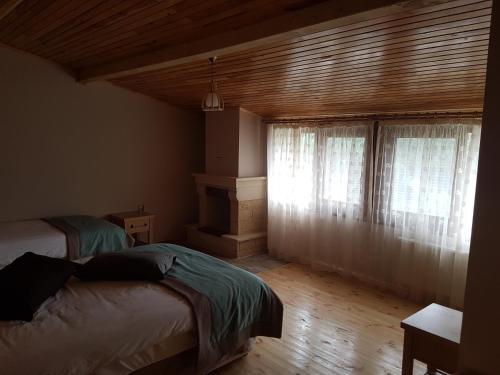 Sis Hotel