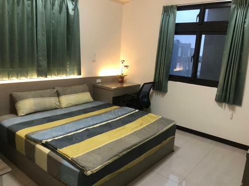 Hostal Emerald Diamond Building 1